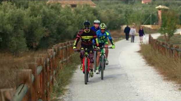 Видео Ruta por la Vía Verde de la Sierra de Baza, Granada на русском