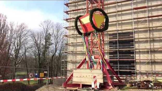 Видео Richtfest für das bauhaus museum weimar gefeiert на русском