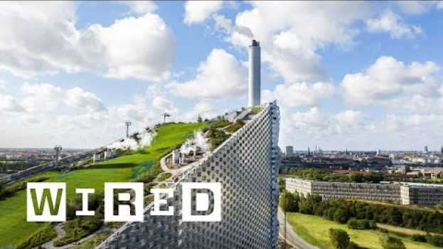 Video Inside CopenHill: The clean energy plant with its own ski slope | On Location auf Deutsch