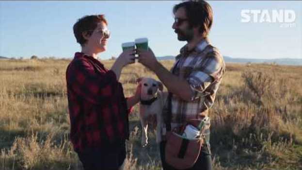 Видео “Starbucks cuts down trees just for me” на русском